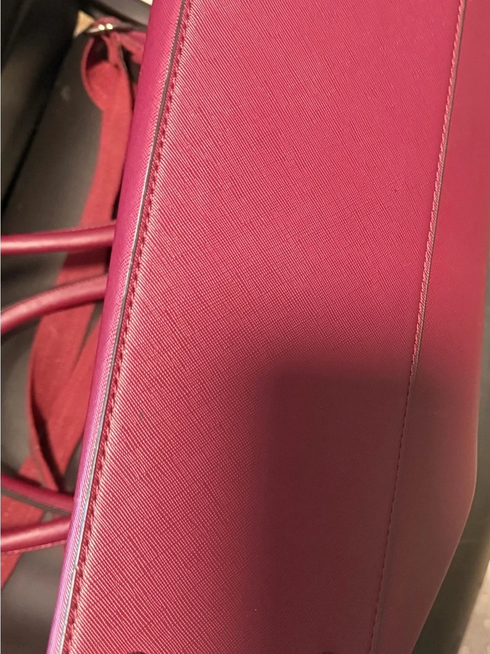 Women's Structured Tote Bag in Burgundy